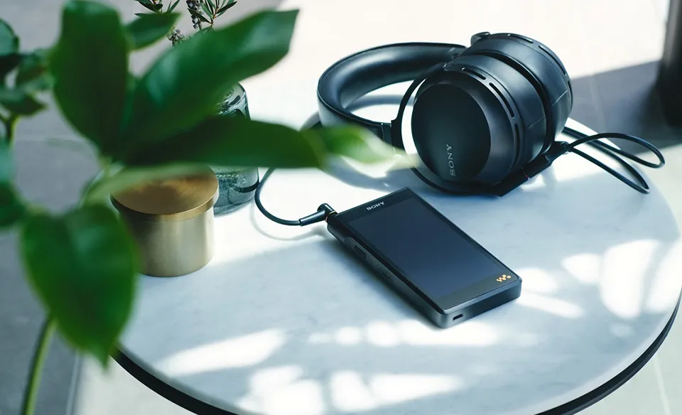 5 máy nghe nhạc nổi bật về Việt Nam nửa đầu 2022 5 máy nghe nhạc nổi bật về Việt Nam nửa đầu 2022